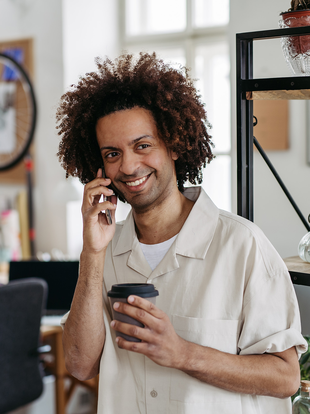 Social Inbox - Woman tailor working on laptop